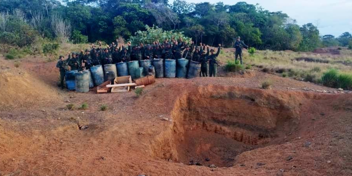 FANB incauta depósito de combustible para minería ilegal en Bolívar