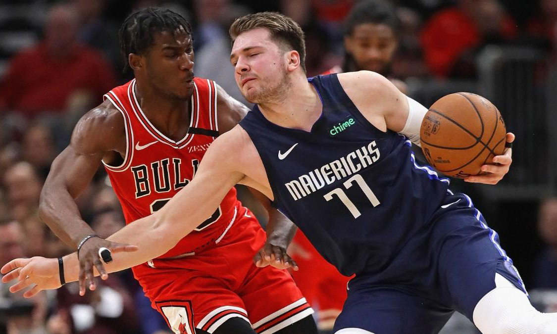 NBA sanciona a Mavericks por intenciones de perder ante Bulls