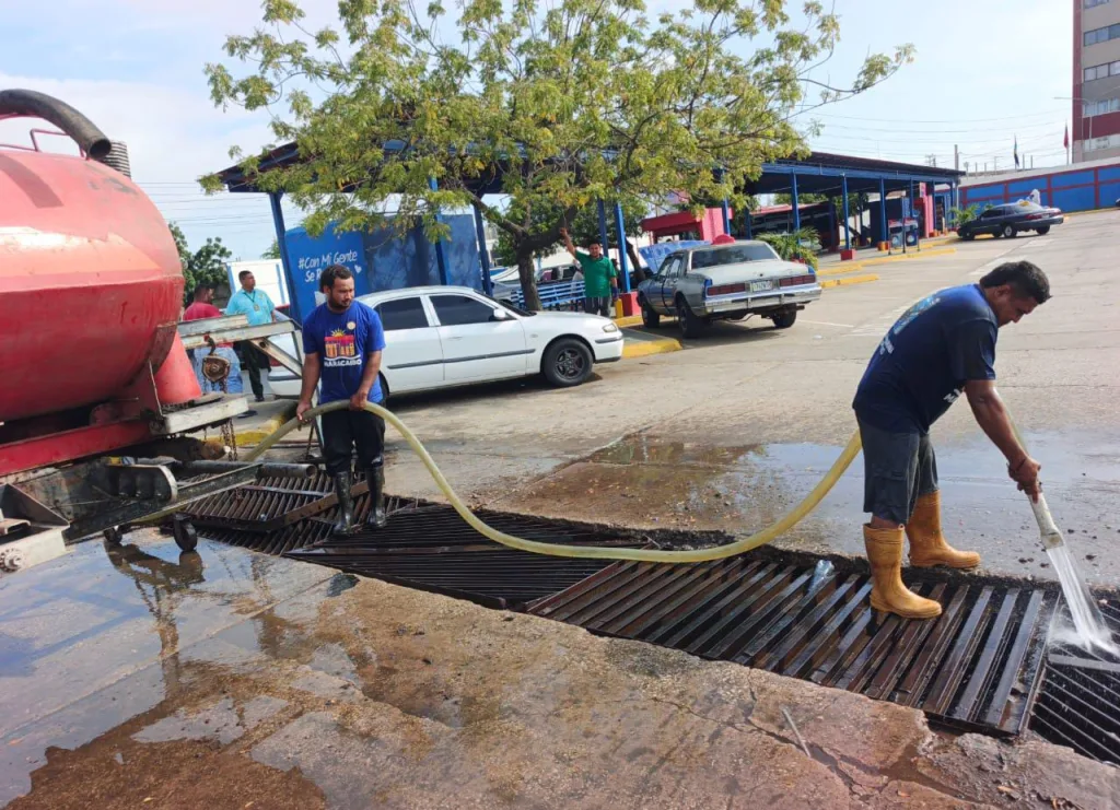 Lluvias en Maracaibo: alcalde reporta anegaciones puntuales