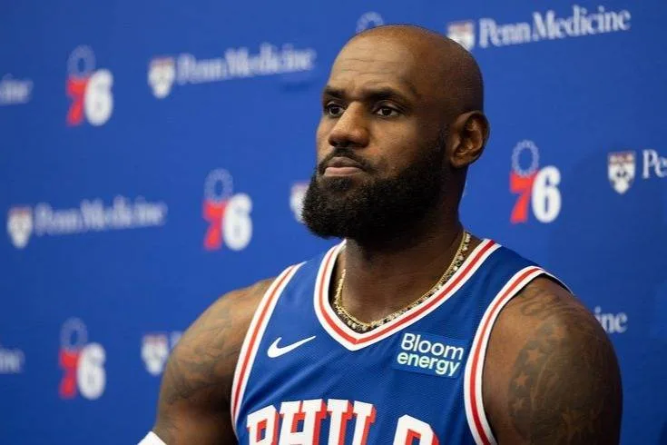 LeBron llega a la 2026-27 con molestias y 41 años