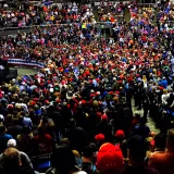 Archivo:Donald Trump mitin MAGA en Nashville, Tennessee 2017-03-15 (1).jpg