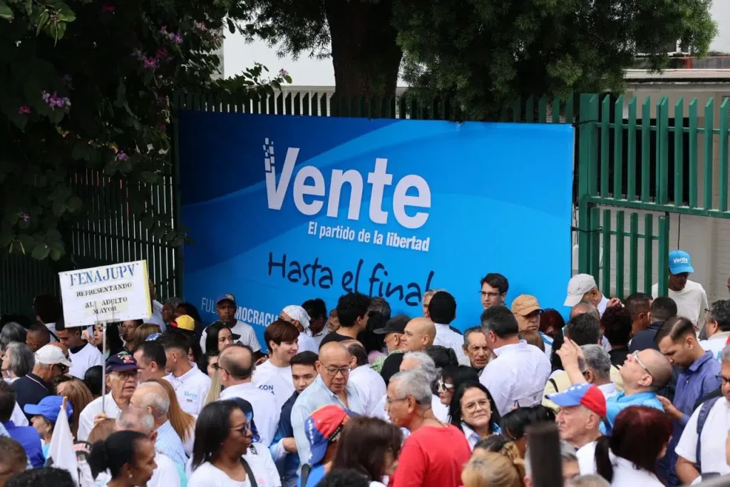Vente Venezuela confirma libertad plena para Guillermo López y Luis
