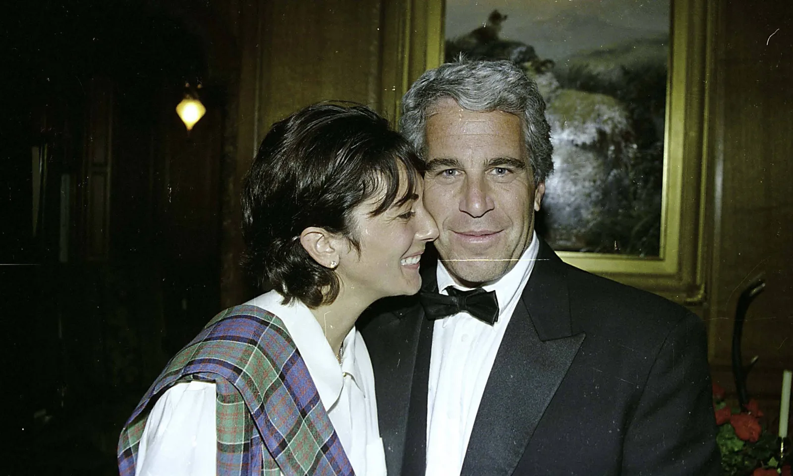 Documentos judiciales relacionados con Jeffrey Epstein son desclasificados