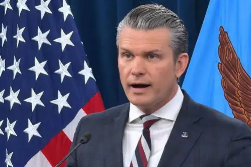 Pete Hegseth dice que Estados Unidos mantendrá presencia militar en Venezuela y otros países