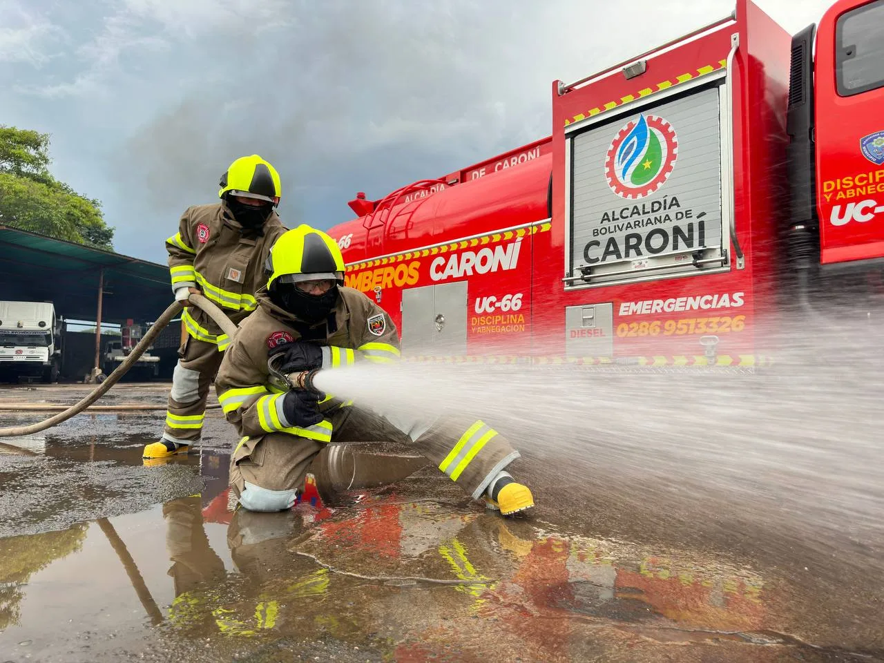 Bomberos de Caroní activan líneas directas para emergencias en Ciudad