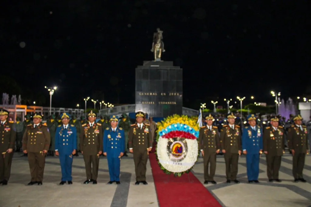 Maracaibo rindió honores a Urdaneta con ofrenda y desfile