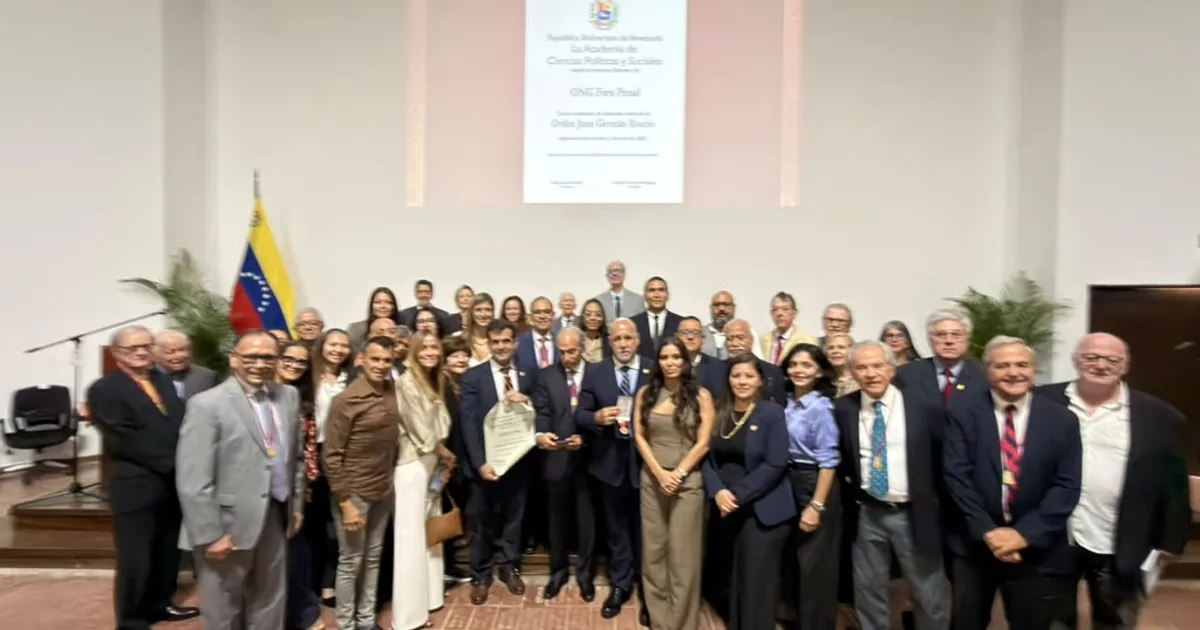 Foro Penal propone revisar la justicia tras recibir distinción