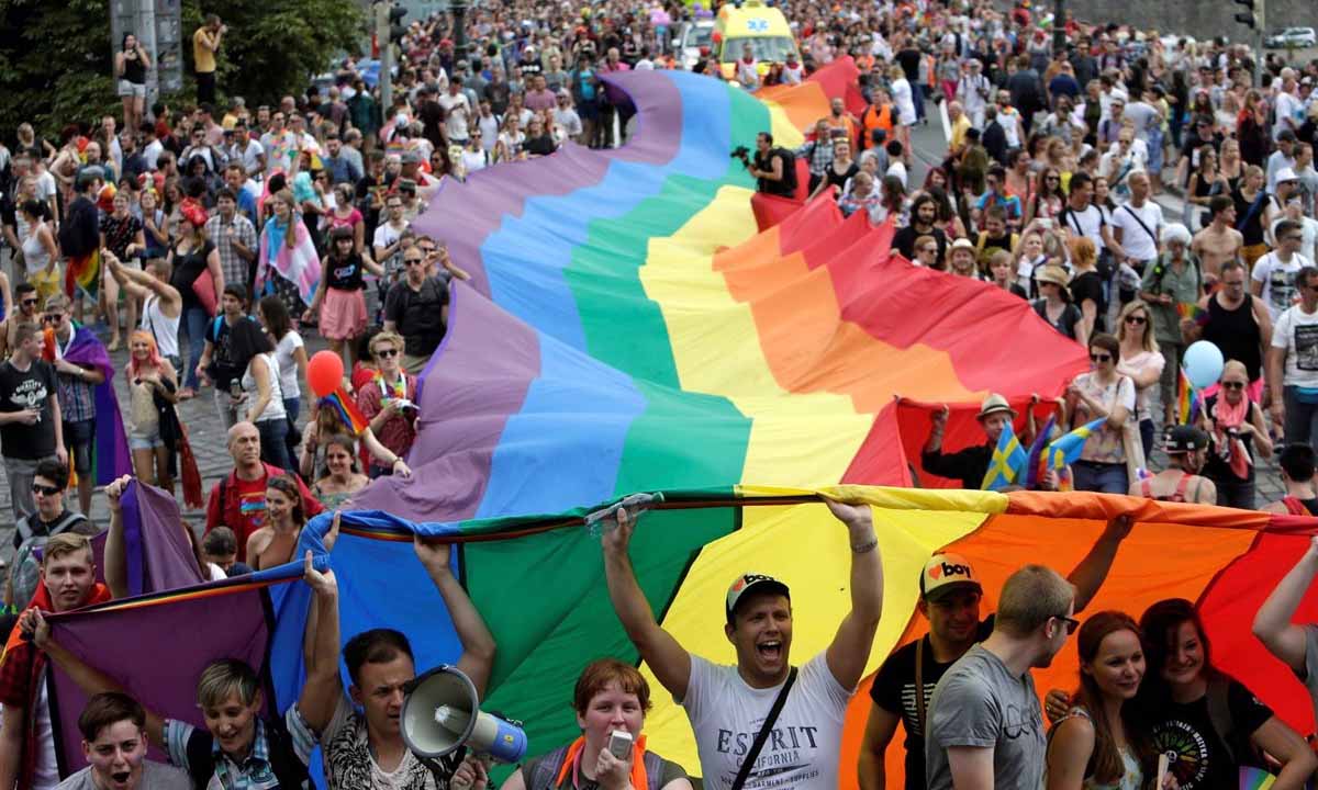 Minnesota prohíbe terapias de conversión para homosexuales