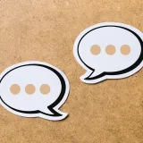 Diez agentes de IA que ya responden por mensajes de texto