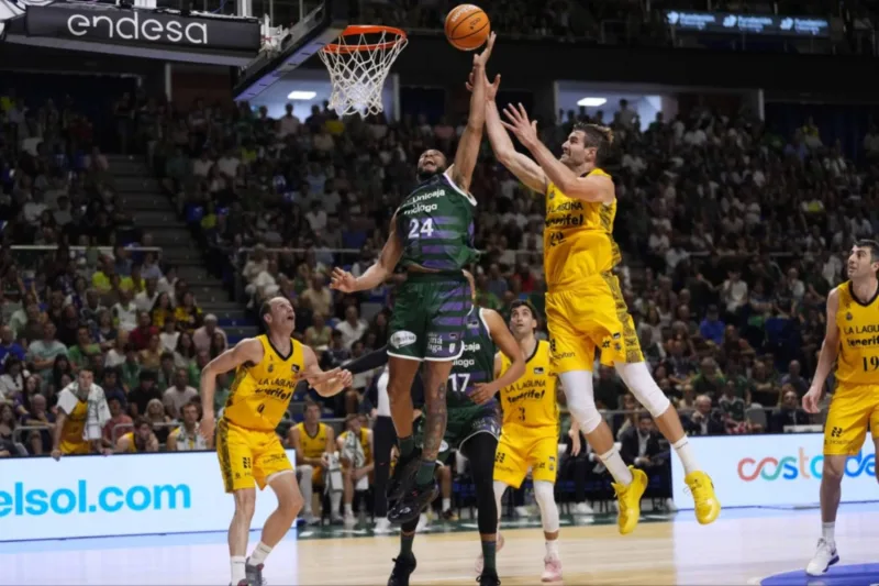 La Laguna Tenerife derrotó a Unicaja 80-75 en Málaga