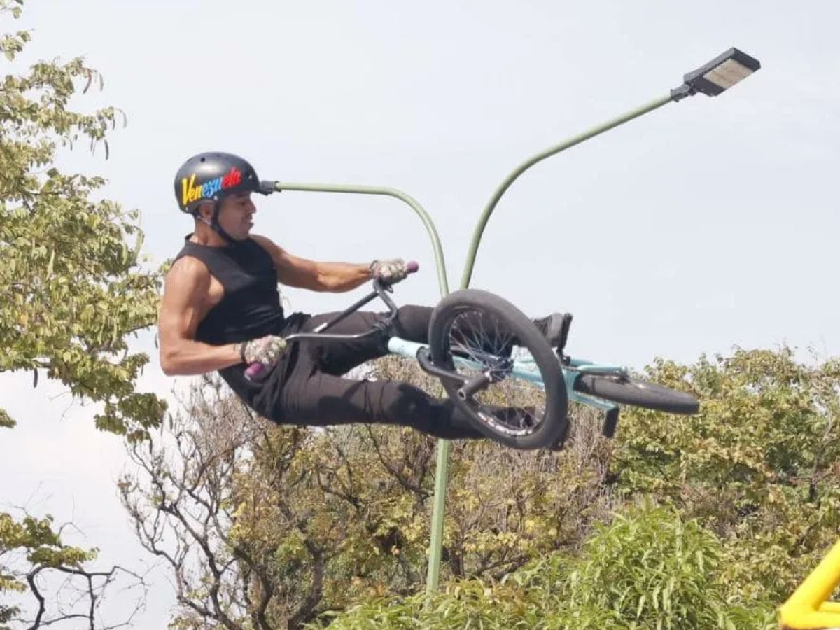 Eddy Alviarez se colgó el oro en el BMX