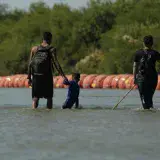 Muere migrante venezolano luego de rescatar a su bebé en el río Bravo