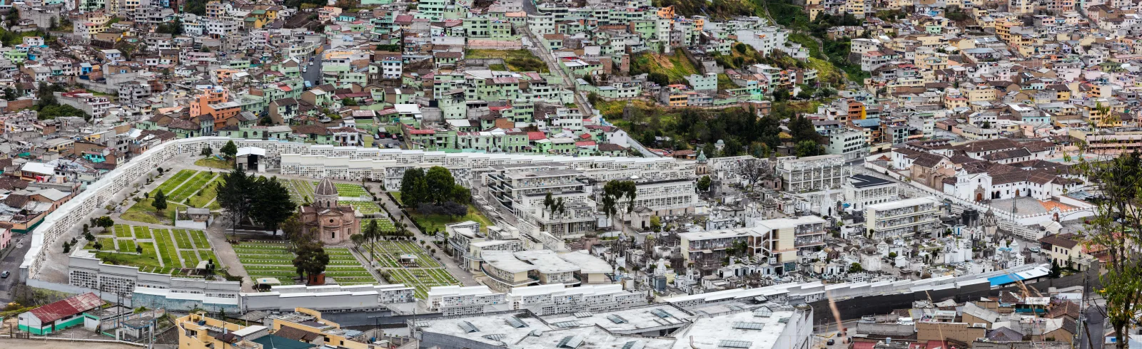 Cementerio de San Diego, Quito, Ecuador, 2015 07 22, DD 56 58 PAN