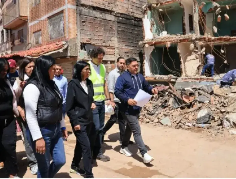 Delcy Rodríguez convoca concurso para reconstruir La Guaira