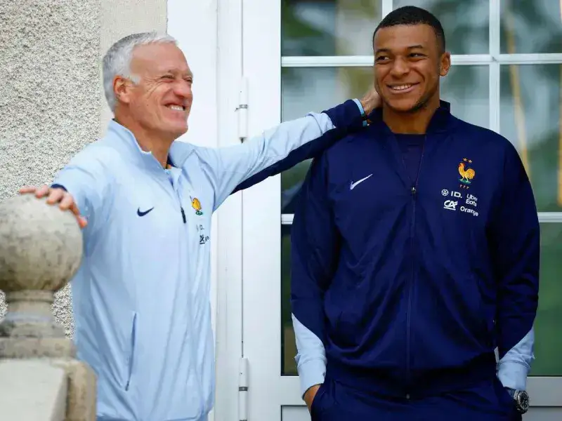 Mbappé rechaza que Deschamps dirija otra selección tras dejar Francia