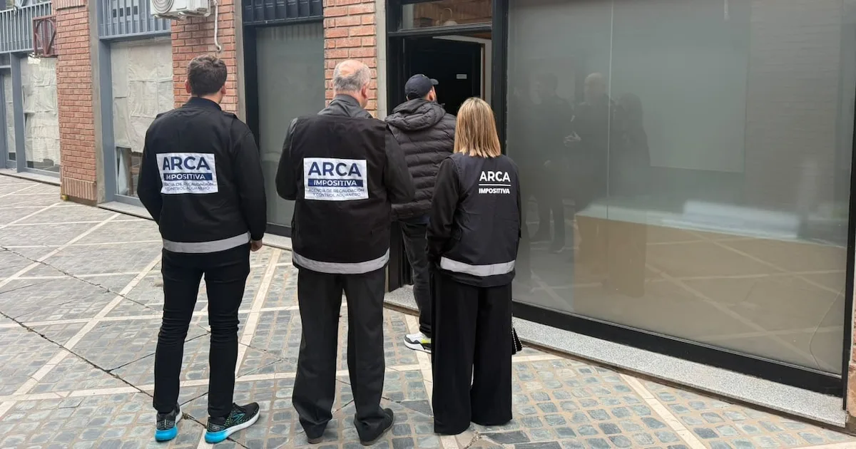 Ocho detenidos por un fraude con reintegros del IVA