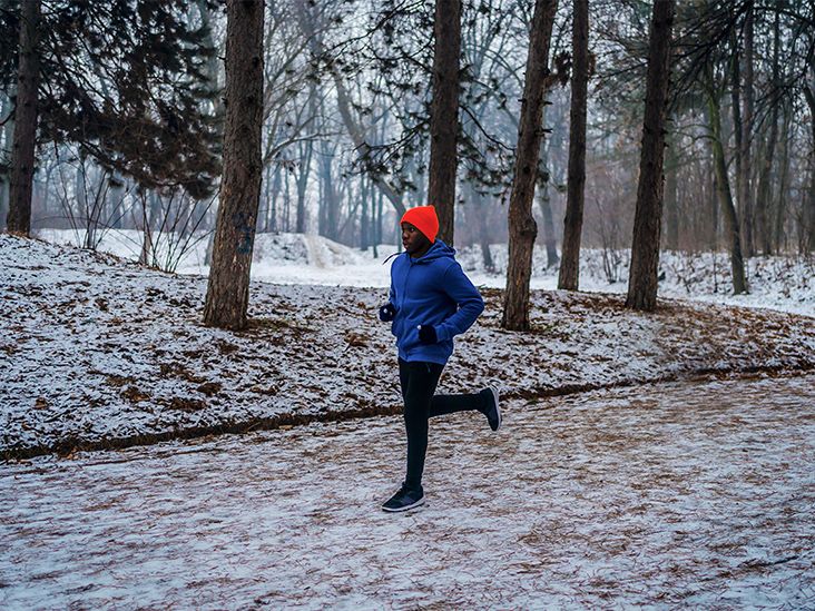 Ventajas de correr en el frío superan correr en clima cálido