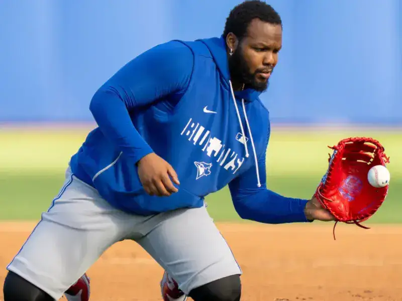 Toronto dará descanso a Vladimir Guerrero Jr. por molestia en la espalda
