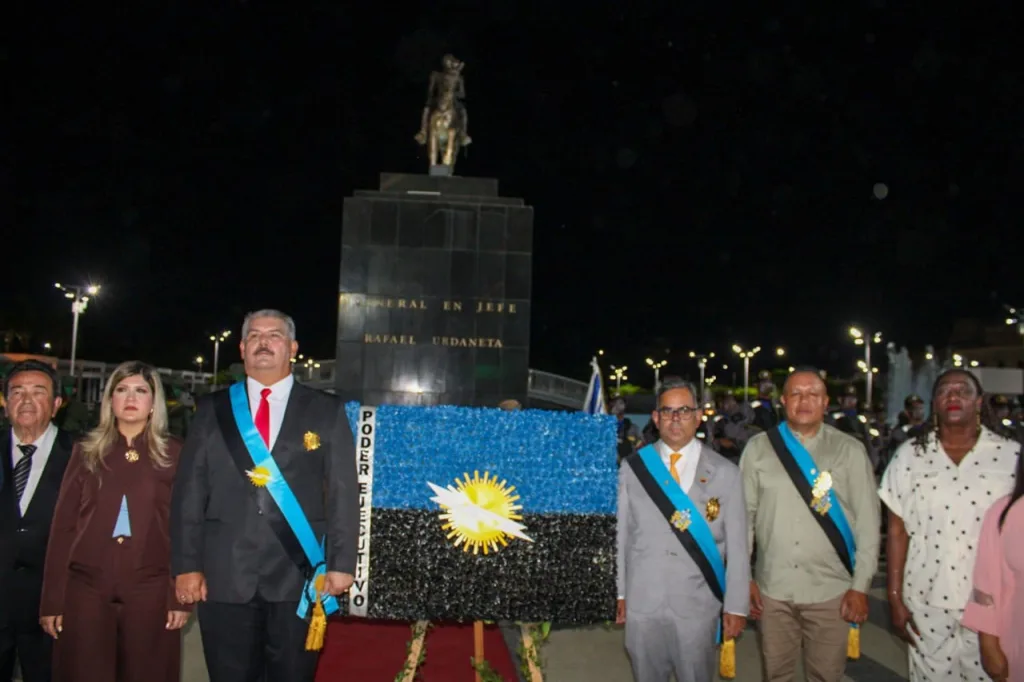 Maracaibo rindió honores a Urdaneta con ofrenda y desfile