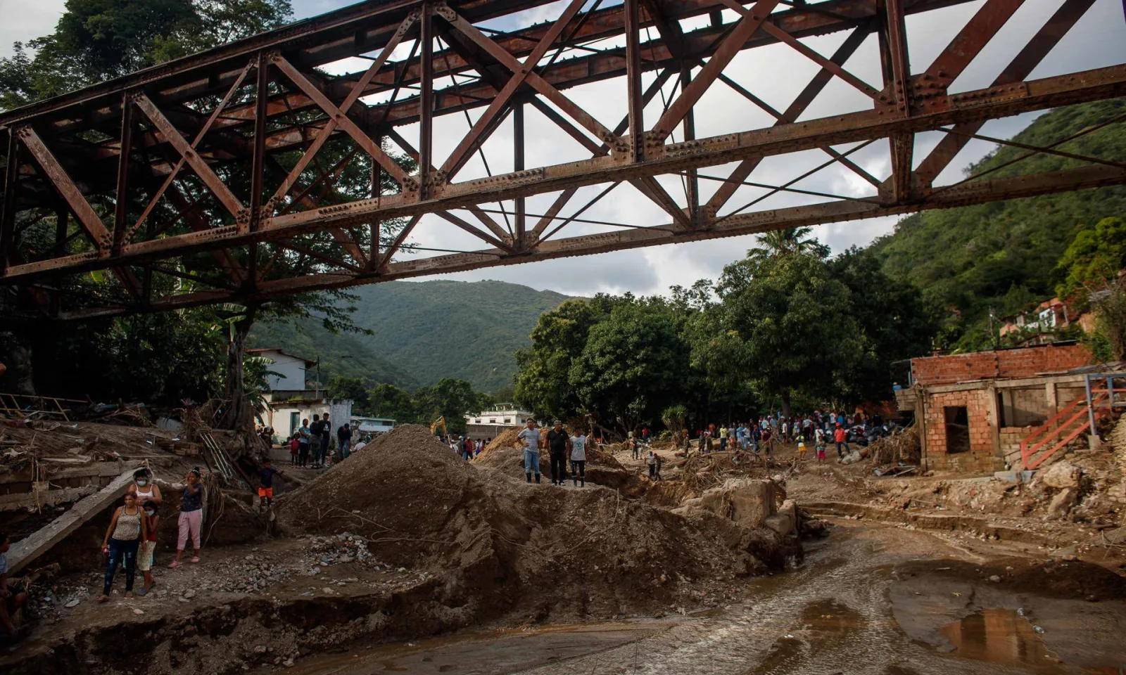 Gobierno alerta del inicio de temporada de "lluvias abundantes"