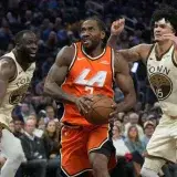 Kawhi Leonard vuelve a los Raptors tras complejo traspaso en la NBA