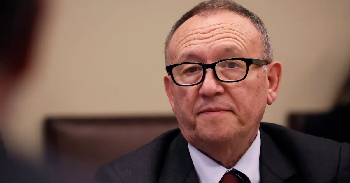 García Ruminot admite fallas al explicar la reforma de seguridad