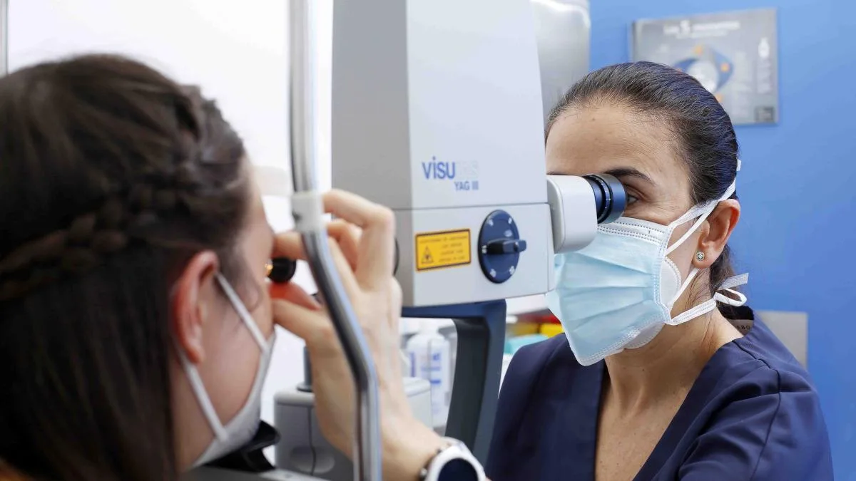 Glaucoma en verano: cómo no abandonar el colirio ni el sol
