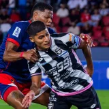 Plaza Amador y San Francisco mandan tras la jornada 13