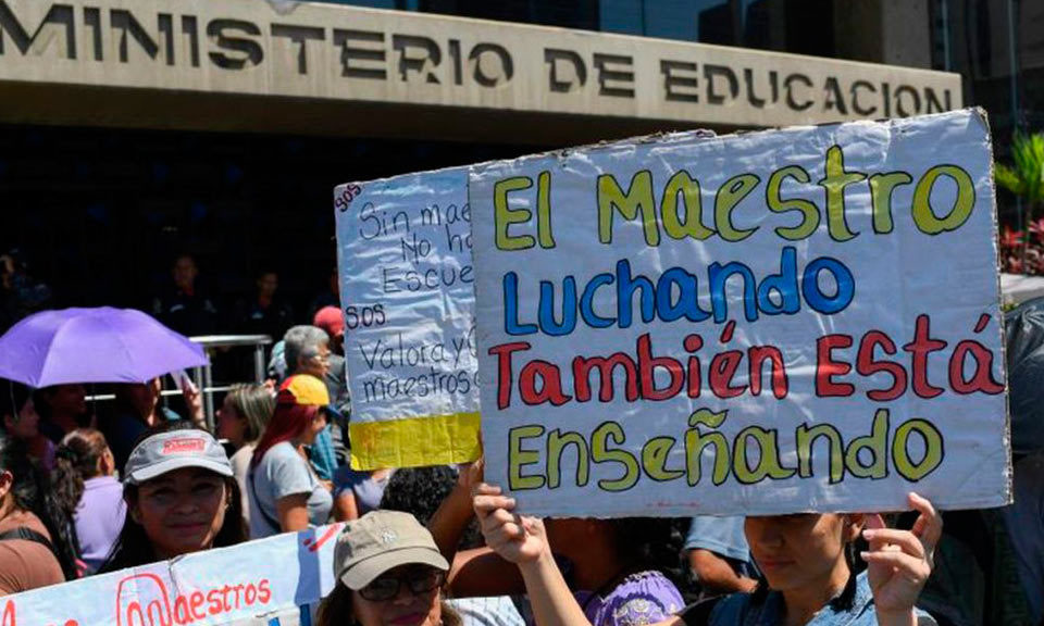 Docentes protestarán en Caracas el Día del Maestro por salarios dignos