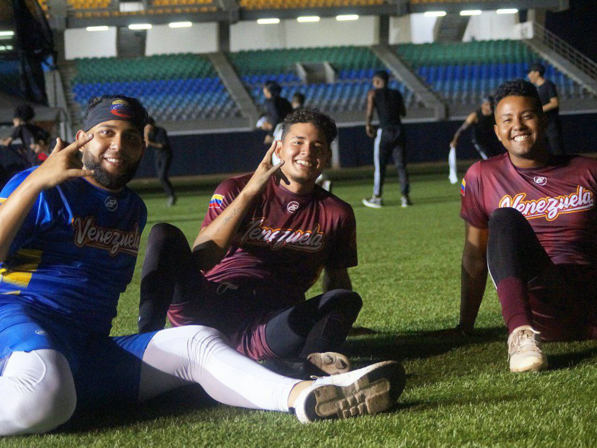 Team Beisbol anunció sus equipos para el Alba