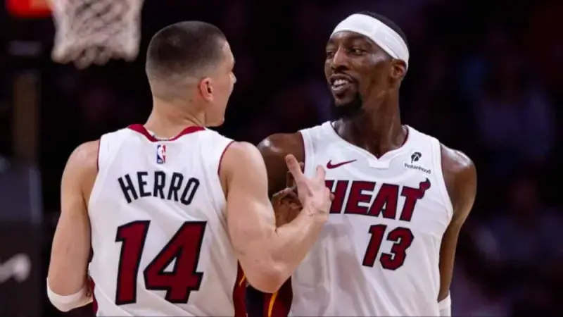 Bam Adebayo y Tyler Herro se enfrentan en pelea en Las Vegas