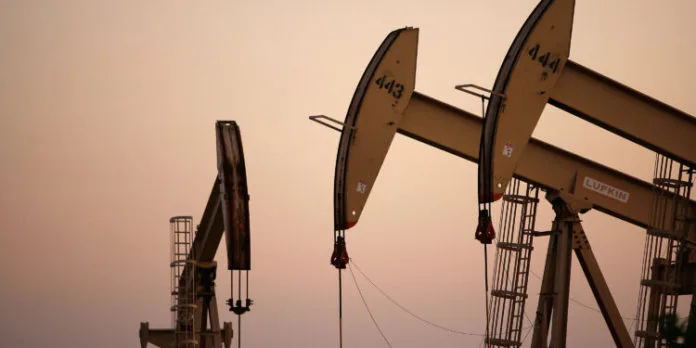 El petróleo WTI cerró en 90,42 dólares por barril