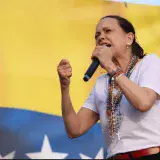 María Corina Machado cumple seis meses fuera de Venezuela mientras defiende su periplo y prepara negociaciones