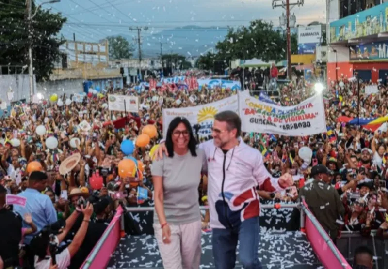 MIPPCI difunde video de Delcy Rodríguez y Rafael Lacava bailando