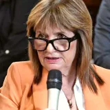 Bullrich difundió un video desde el Congreso con una pista de Plan B