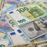Dólar hoy en Venezuela: el paralelo baja a 1.020,83 Bs este martes