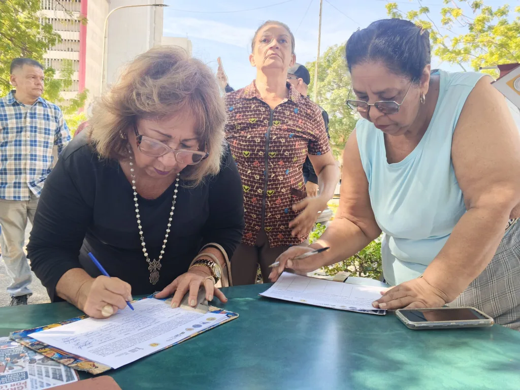 Gremios de salud en Maracaibo exigen aguinaldos dignos