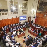 Salud enfrenta choque por recortes y 28.207 millones a ley