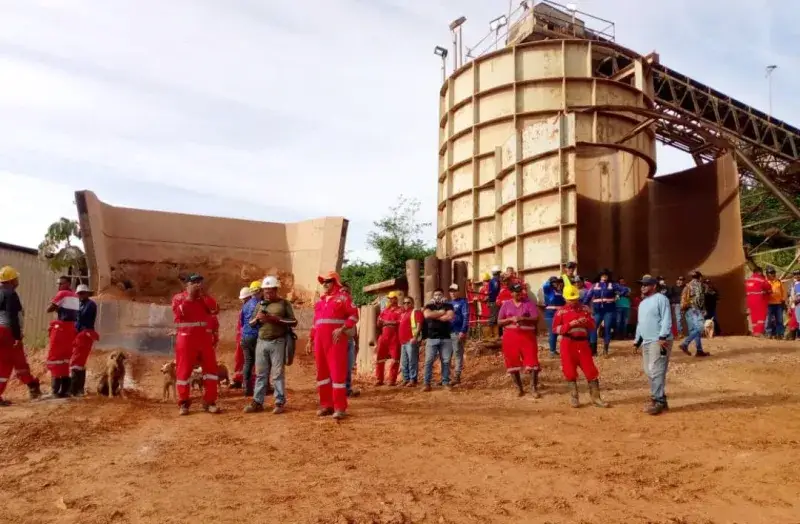 Trabajadores de CVM Chocó reclaman aumento de bonos y mejores