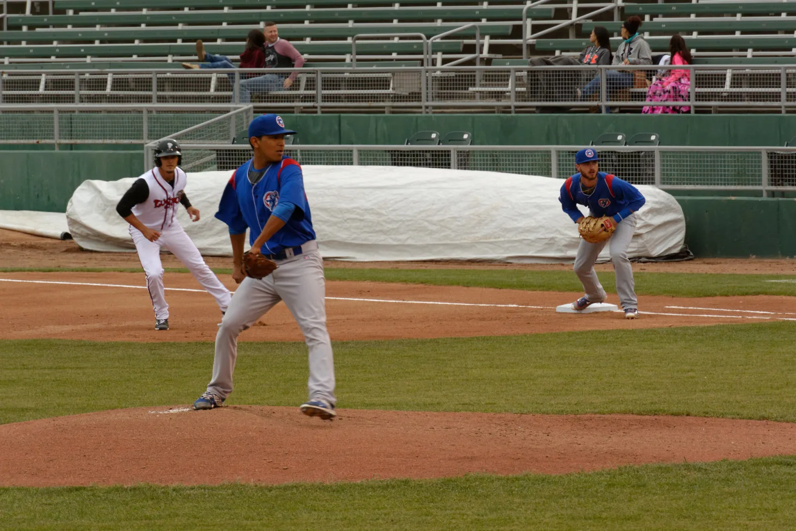 Adbert Alzolay vuelve al roster de Leones del Caracas