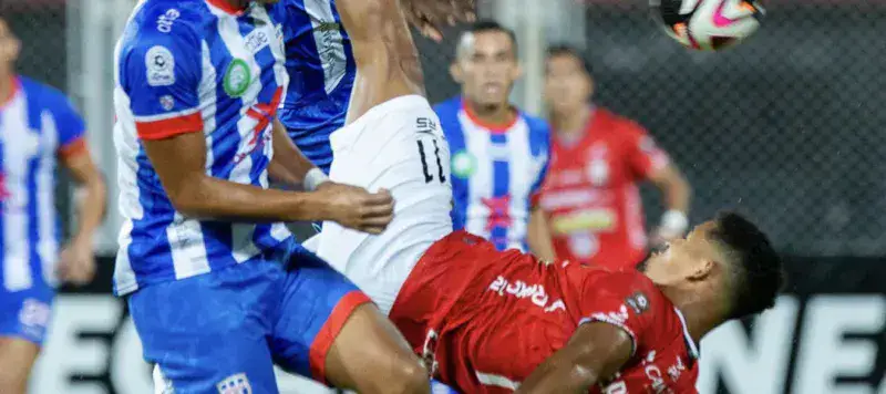 Caracas y Zamora consiguieron victorias fuera de casa