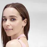 Emilia Clarke quiere que dejes de decolorar tu cabello