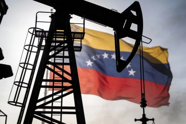 Venezuela buscará acuerdos petroleros en cumbre en Ciudad del Cabo