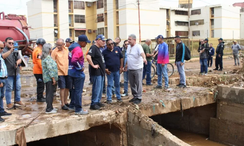 Controlan desborde de la cañada Morillo tras lluvias en Maracaibo