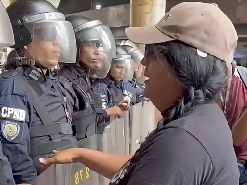 Protesta frente al CNE exige elecciones y libertad de detenidos