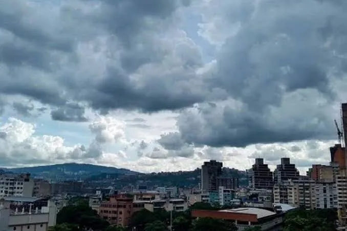 Inameh prevé lluvias y nubosidad en Venezuela este domingo