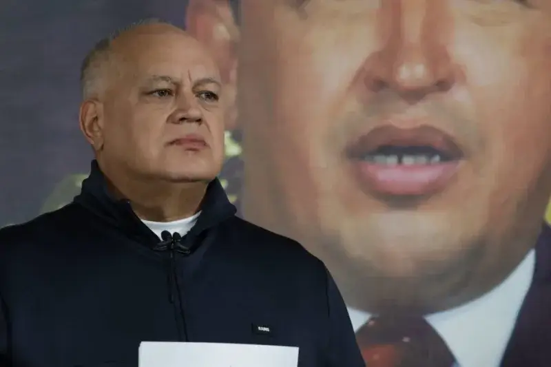 Cabello critica a Machado por su intento de regresar tras sismos