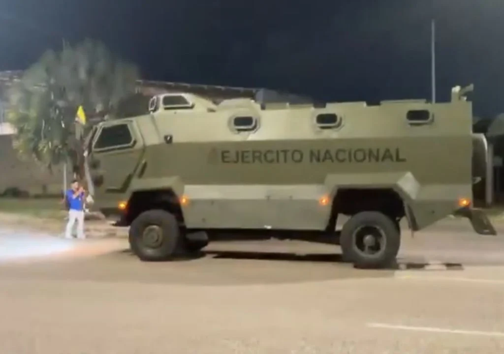 De La Espriella ordena militarizar Cúcuta tras ola violenta
