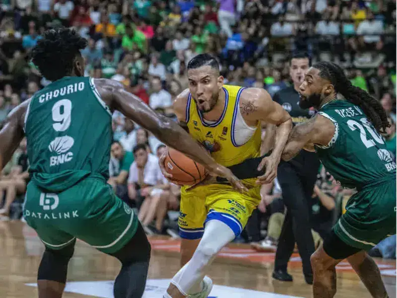 Marinos de Anzoátegui logró el segundo triunfo de la final ante Guaiqueríes