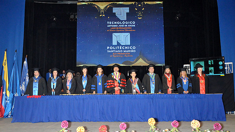 
			Complejo Educativo “Dr. Raúl Quero Silva” egresa a más de 80 nuevos profesionales en Maracaibo		